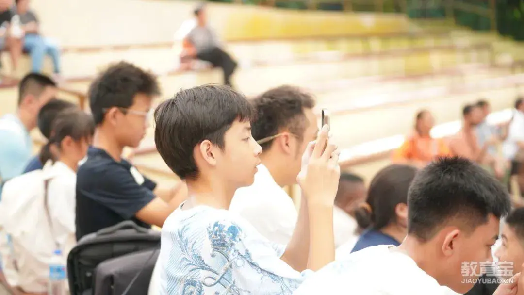 如何通过力量训练改善篮球运动员的速度和敏捷性?_1